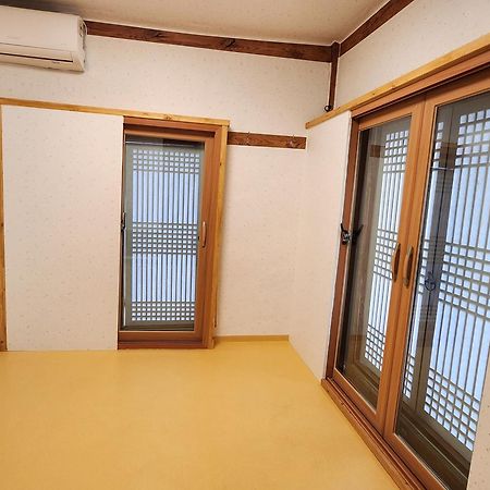 Wolamjae Villa Gyeongju Ngoại thất bức ảnh